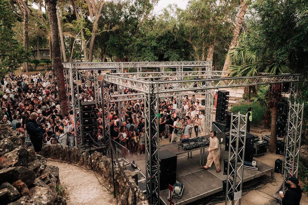 Super Bock Club-Bühne für elektronische Musik beim Coala Festival 