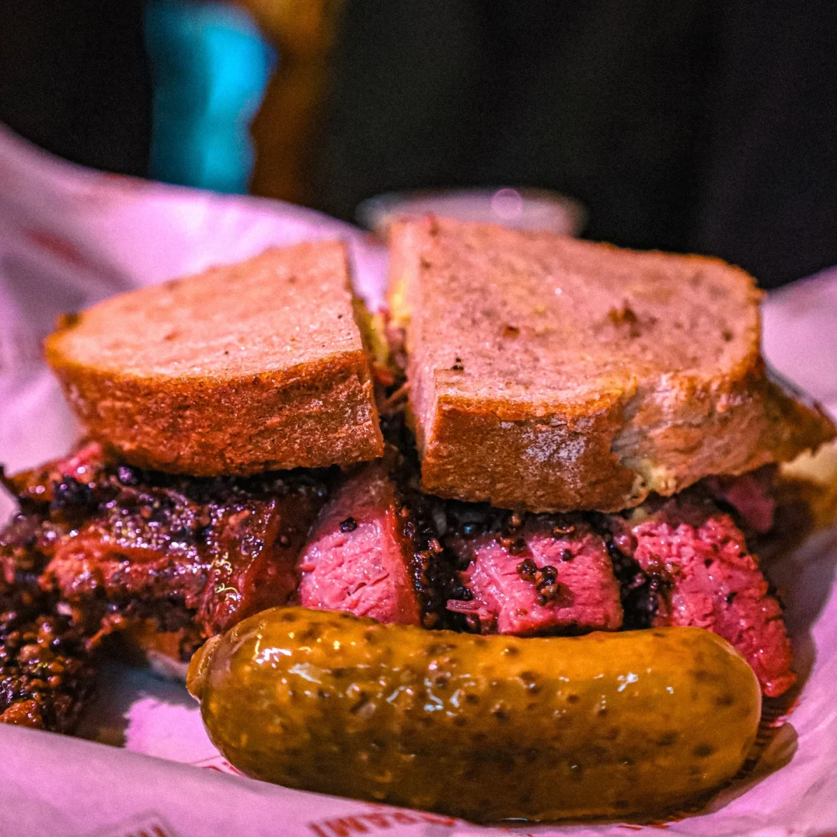 sandes de pastrami na kau pastrami house