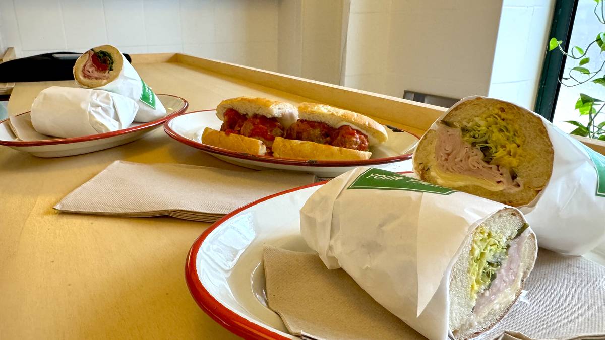 experiência de sandes no Tempo Deli