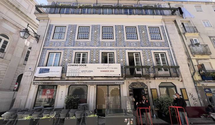 “O hotel foi construído à volta da ginjinha”: o desabafo do dono de uma das lojas mais históricas de Lisboa que corre o risco de desaparecer