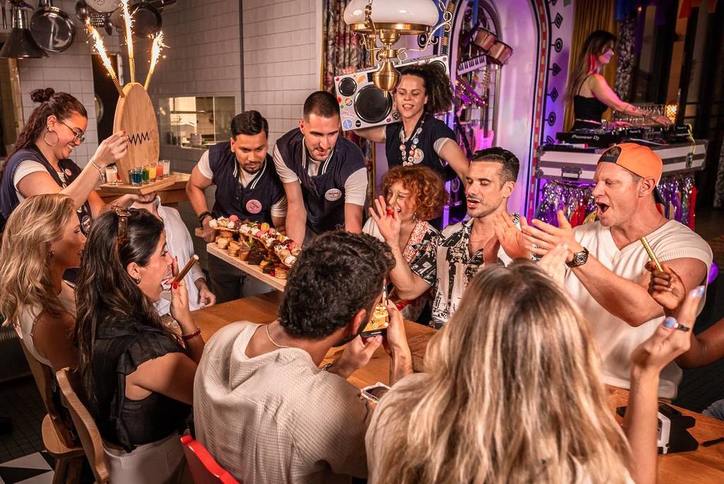 cena e festa Mama Celebration al Mama Shelter Lisbona