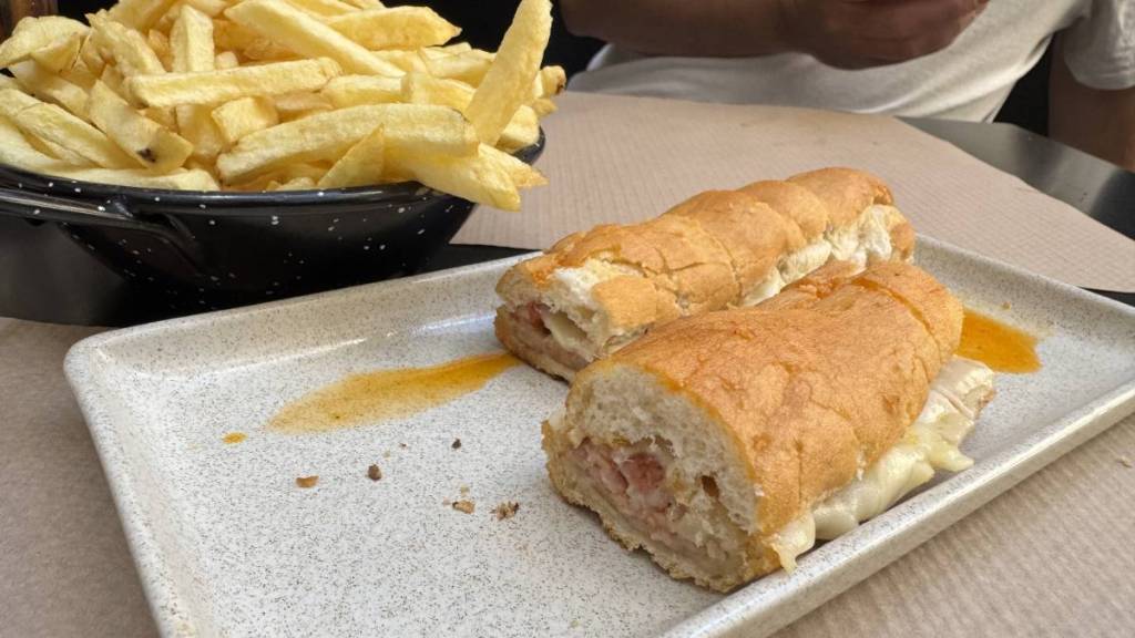 Porto-Hündchen im „The Dog“