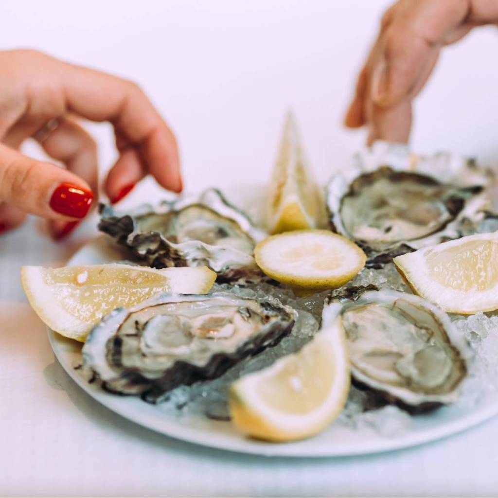 Oysters in Lisbon, at Cervejaria Ribadouro 
