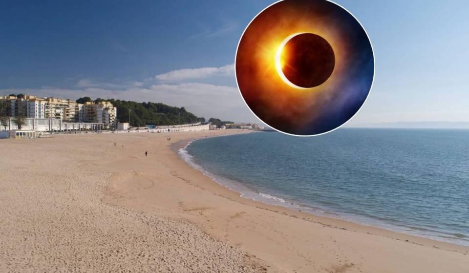 A ‘pure celebration of summer’: the beach near Lisbon that’s organized a free party with a giant screen to watch the historic eclipse on August 12