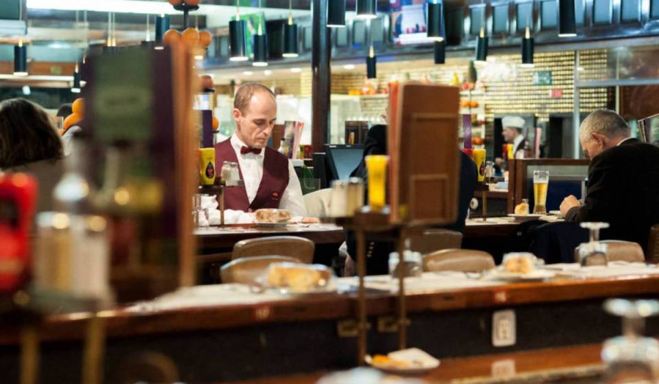 The iconic Galeto snack bar in Lisbon, with its zigzagging counters, has been serving memorable steaks to presidents and students for 60 years