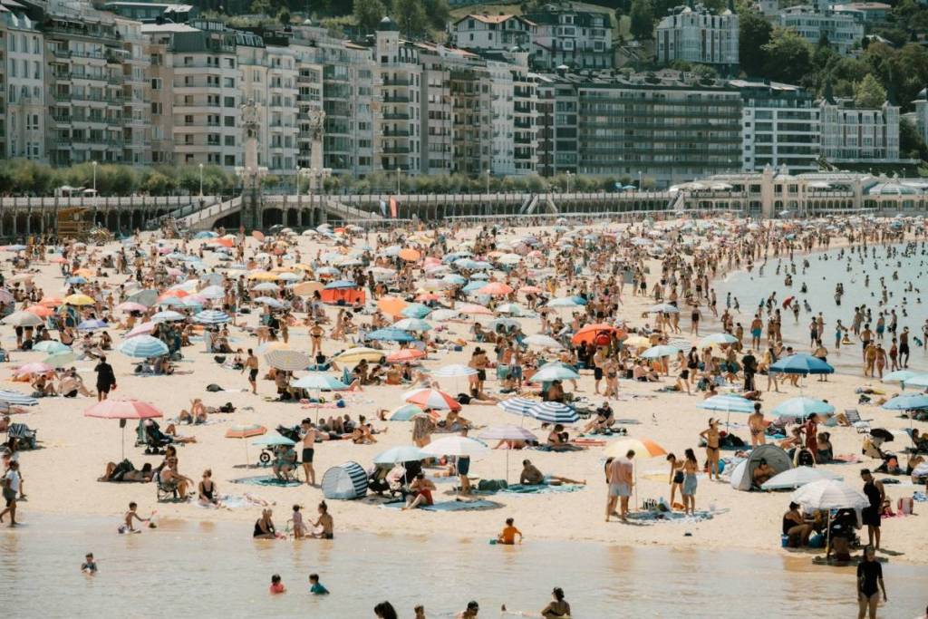 people at the beach during vacations, holidays, and long weekends in 2027