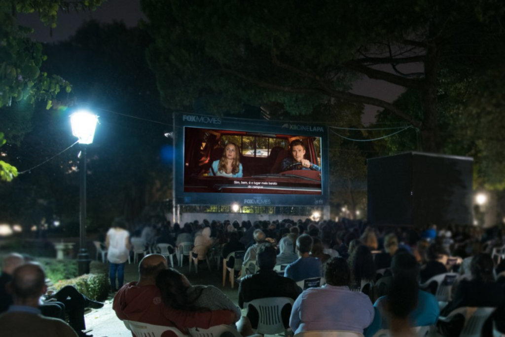 Cinelapa open-air cinema, at Jardim da Estrela