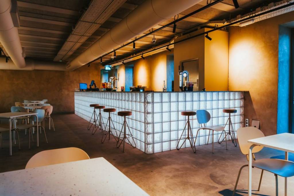 restaurante MESA, na casa do capitão em lisboa