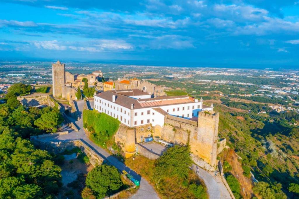 La Feria Medieval de Palmela se celebra en los alrededores del castillo