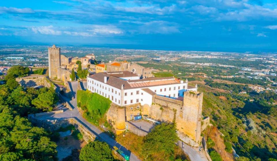 Torneos, cetrería y un sombrío «Camino de la Peste»: la localidad de Palmela es el destino ideal para el fin de semana si te gustan las ferias medievales