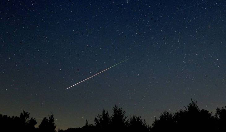 Porque é que deves olhar para o céu noturno de Lisboa esta semana em vez de espe
