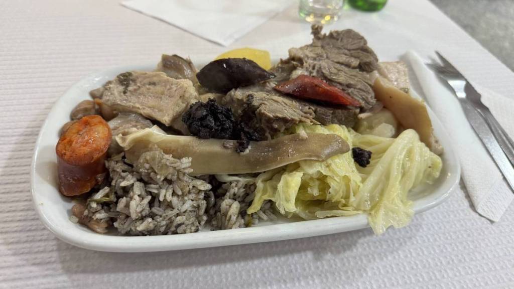 stufato alla portoghese alla pasticceria Sabiá