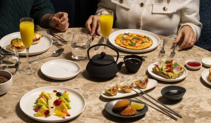Dos sumptuosos buffets em hotéis de luxo aos cafés mais acolhedores da capital: 