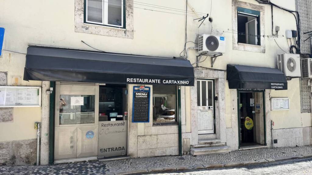 Fassade der Tascas „Cartaxinho“ 
