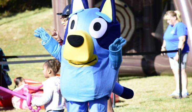 Espetáculo “Natal Ao Vivo” junta Bluey, Peppa e Ladybug no Sagres Campo Pequeno: