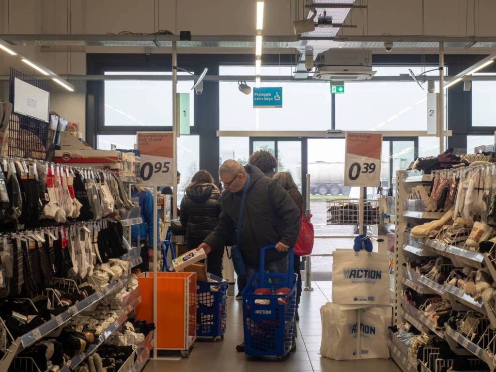 Interno di un negozio Action