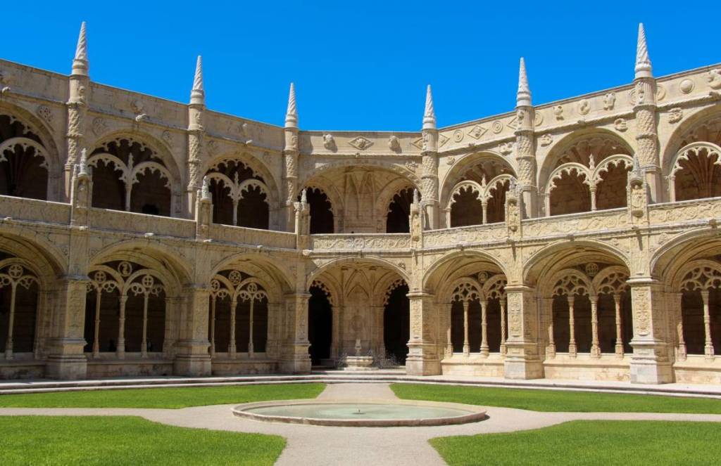 vista para o claustro do mosteiro dos jeronimos