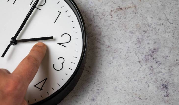 Em 1992, Portugal continental passou para a hora da Europa Central; 4 anos depois, voltou atrás porque as crianças iam para a escola de noite