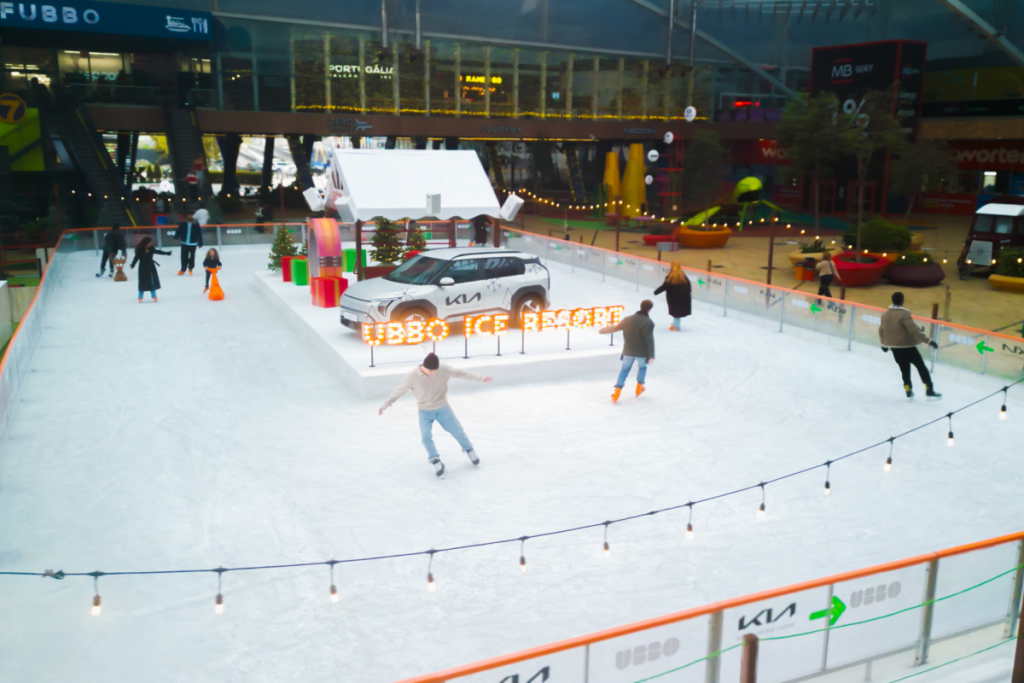 pista de gelo UBBO Ice Resort no UBBO