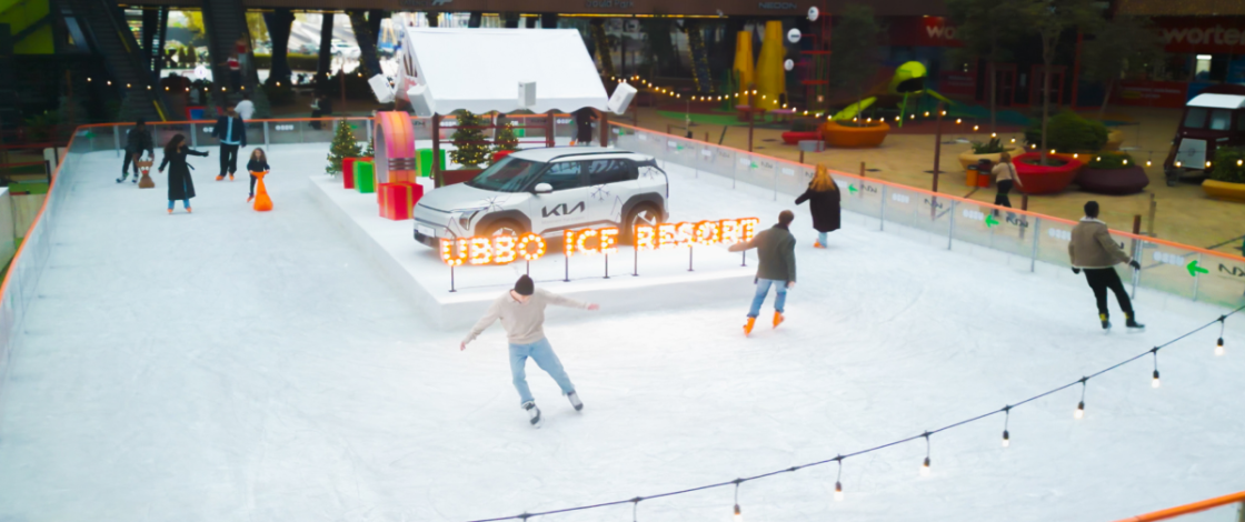 O UBBO Ice Resort reabre a pista de gelo natural de 450 m² ainda em outubro: com capacidade para 100 patinadores e a nova área “Snow Fun”