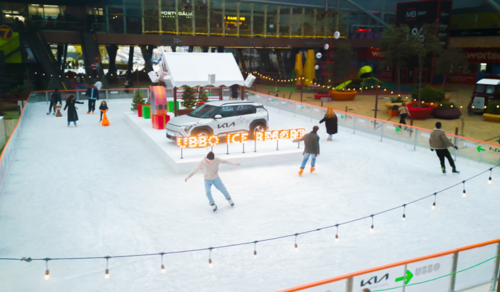 O UBBO Ice Resort reabre a pista de gelo natural de 450 m² ainda em outubro: com capacidade para 100 patinadores e a nova área “Snow Fun”
