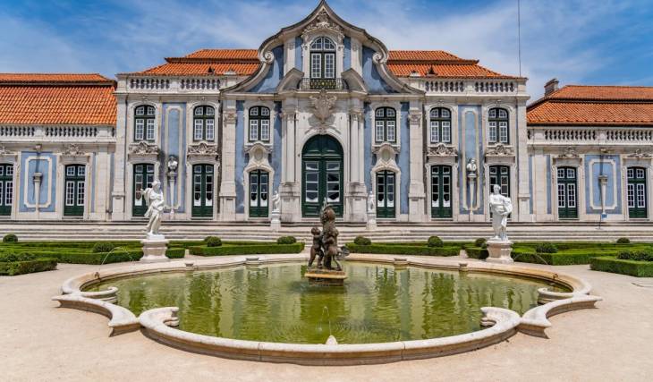 Em 1747, começou a construção do «Versalhes português», às portas de Lisboa; 279 anos depois, o Palácio de Queluz recebe banquetes de Estado e pode ser visitado com bilhete sem filas por 13€