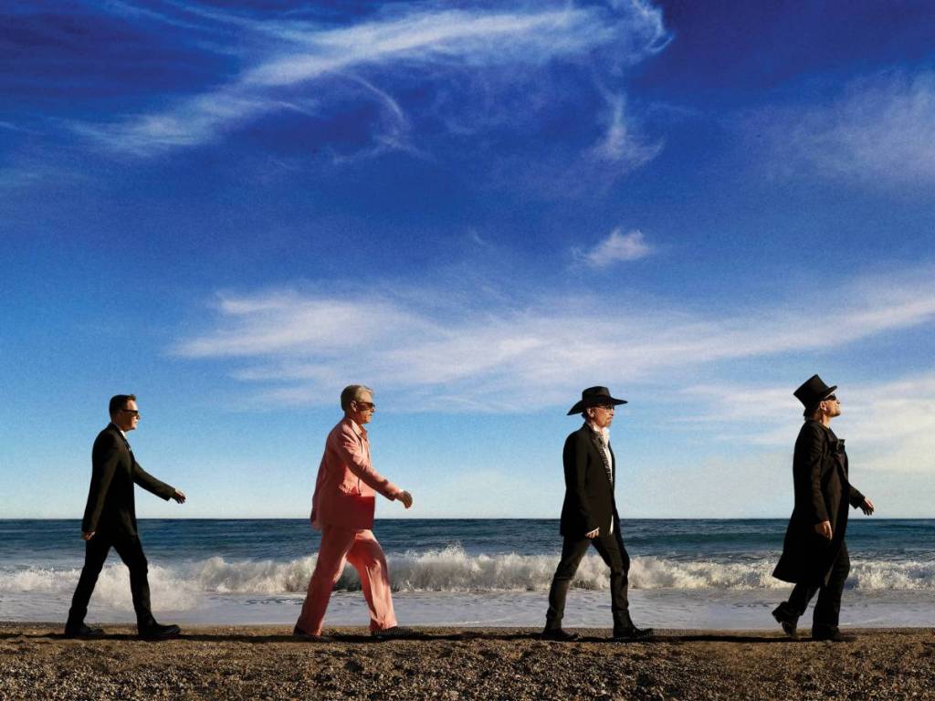 capa do álbum carnaval de luz da banda U2, estádio da luz, lisboa