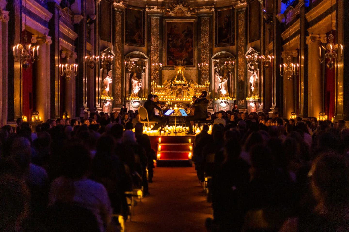 Candlelight les concerts de musique classique à la bougie font leur