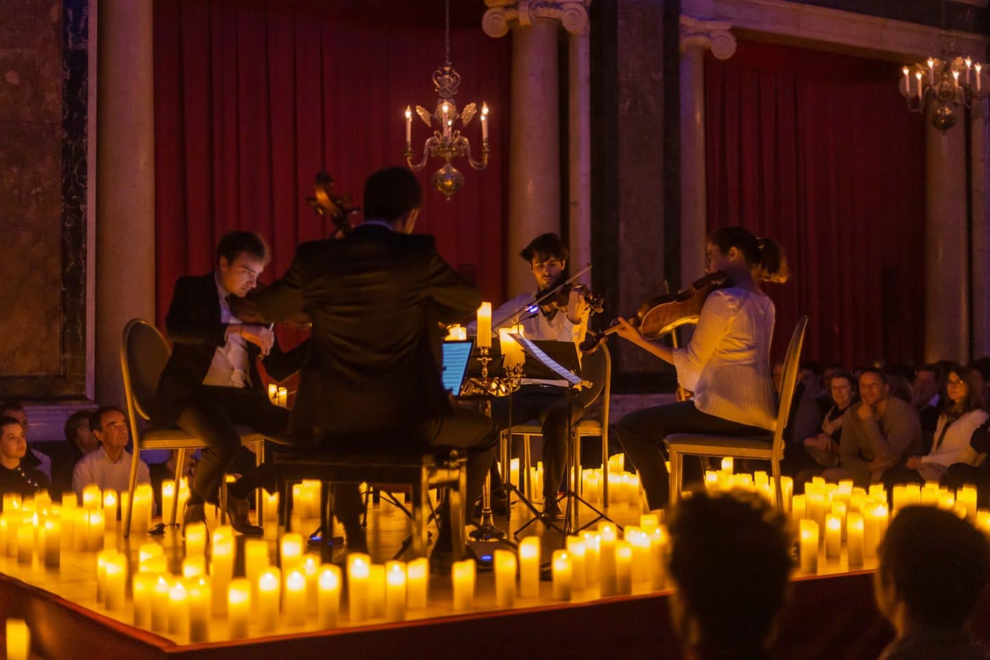 Candlelight les concerts de musique classique à la bougie font leur