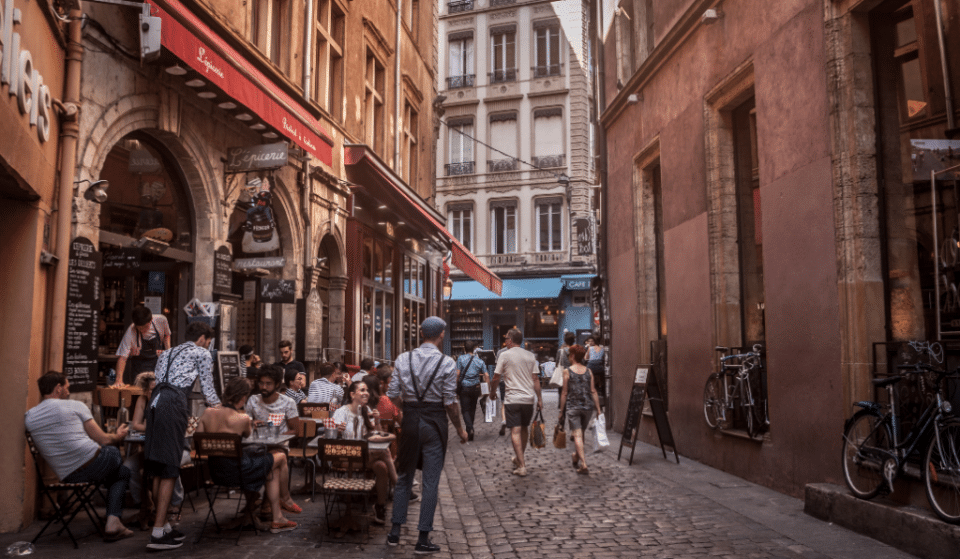 Coronavirus : tous les bars de Lyon fermés pour 15 jours dès demain !