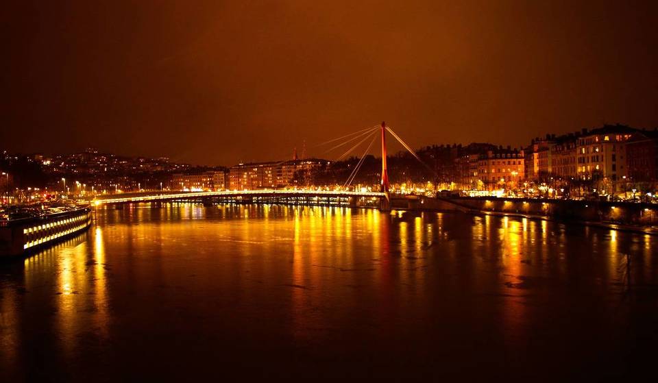 An exhibition on Yves Saint Laurent or the Titanic, Cyril Lignac’s Galette des Rois or a special Lord of the Rings Candlelight concert… what to do in Lyon in January?