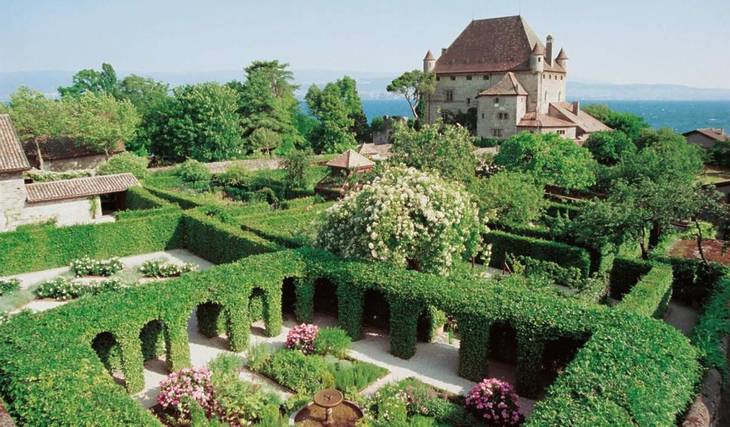 Patrimoine mondial de l’UNESCO, “Village Préféré des Français 2025”, Cités médiévales, Monuments Historiques… Quels sont les plus beaux villages à visiter aux alentours de Lyon ?