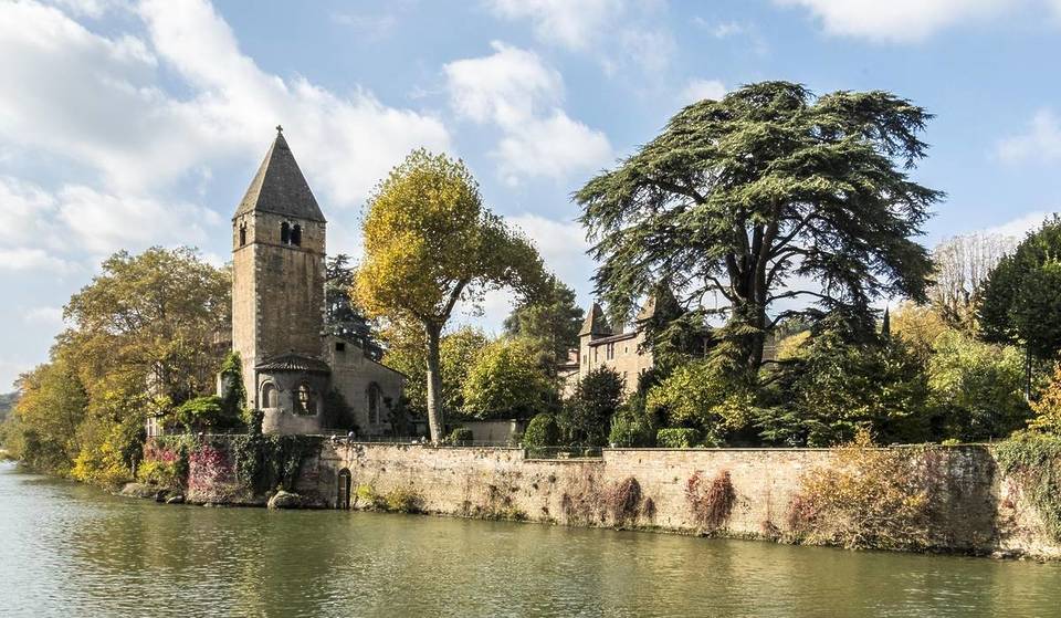 Charlemagne, François I, Catherine de Médicis&#8230; and the Holy Grail: the history of this site in Lyon through the centuries is worthy of a saga between Game of Thrones and The Da Vinci Code.