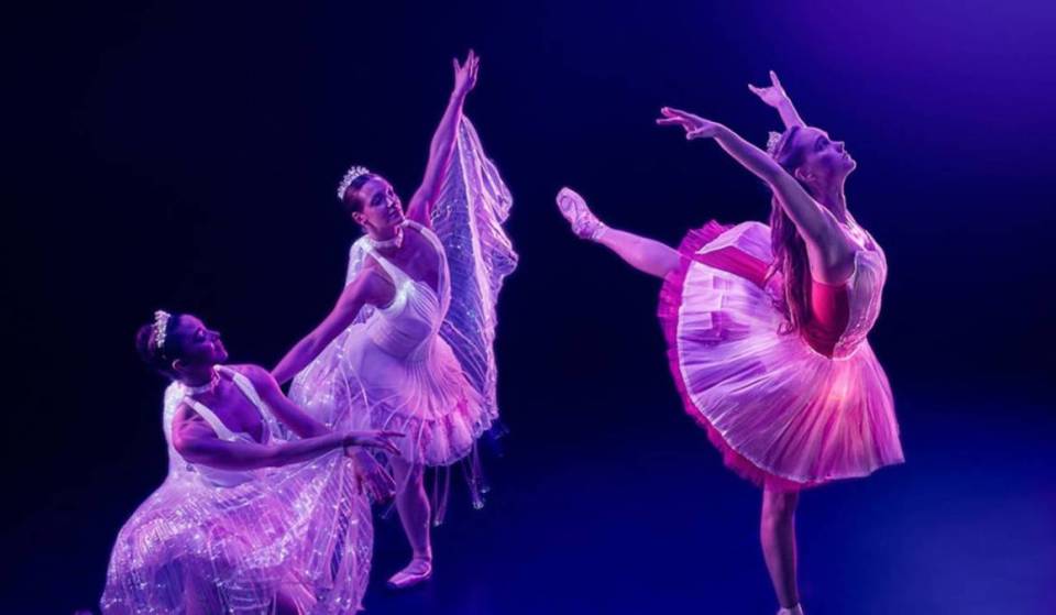 Le spectacle de danse le plus lumineux de Lyon – 1h de ballet où les costumes des danseurs changent de couleurs