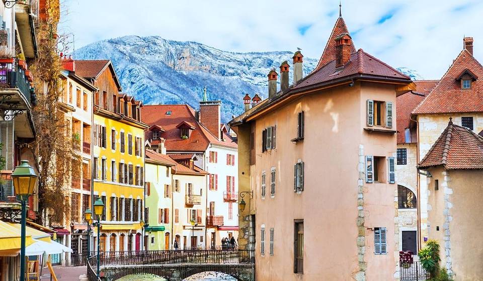 Two hours from Lyon, this town ranks second among the 500 cities and villages where life is good in 2026—it is often called the Venice of the Alps.