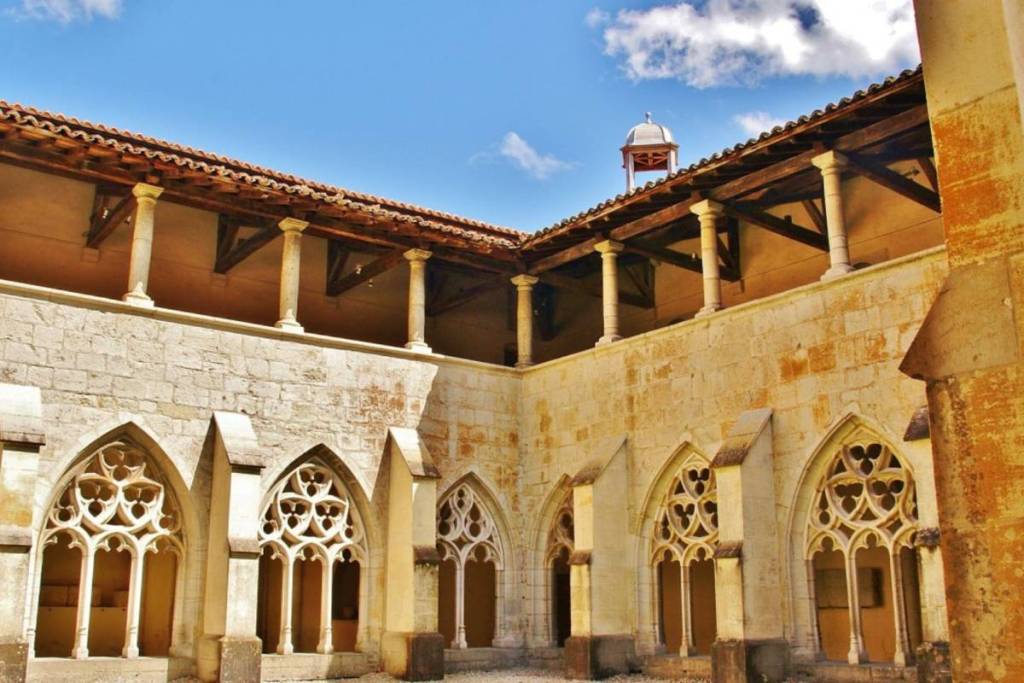Abbaye d'Ambronay