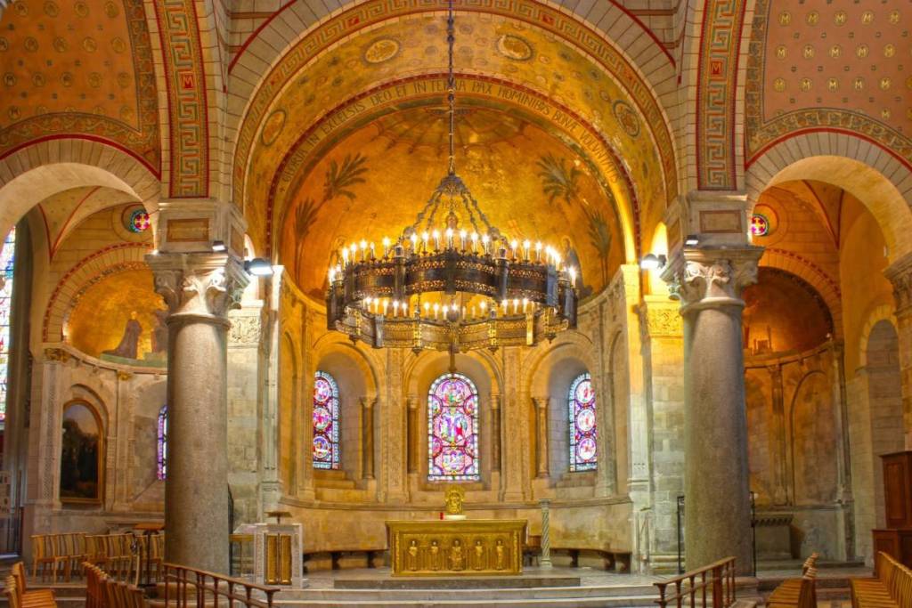 La basilique Saint-Martin-d’Ainay