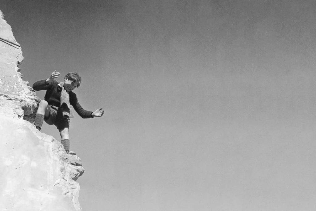 “Instants Donnés” Exhibition by Robert Doisneau, Lyon