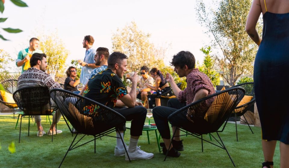 Algo se muere en el alma cuando una terraza andaluza de Madrid se va