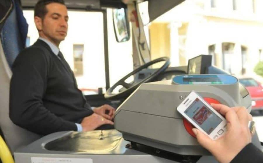 Una app para pagar billete de bus con el móvil, en pruebas