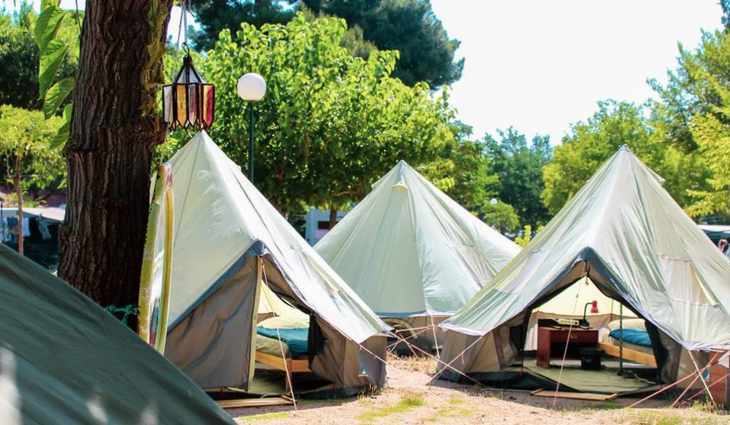 De Vacaciones A Un Campamento De Verano Para Adultos de-vacaciones-a-un-campamento-de-verano-para-adultos