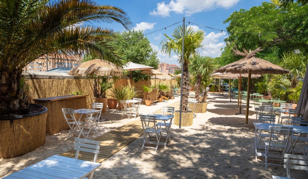 5 bares de Madrid que tienen playa propia - Madrid Secreto