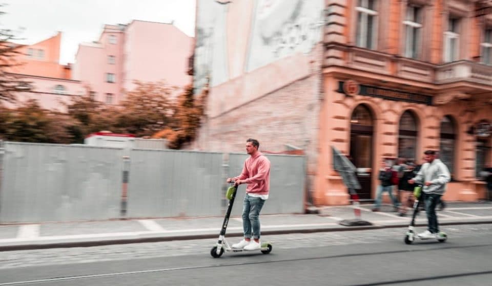 Los usuarios de patinetes eléctricos tendrán que disponer de un certificado de circulación