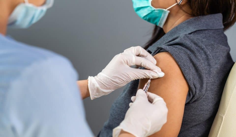 Madrid empieza a administrar la segunda dosis de la vacuna contra el coronavirus