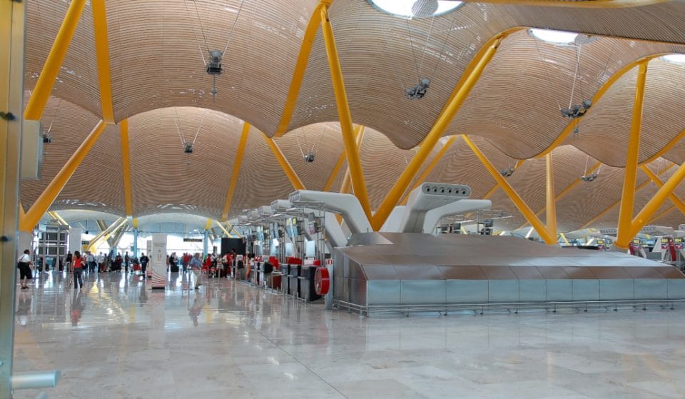 Ahora te podrás hacer la PCR directamente en el aeropuerto antes de viajar