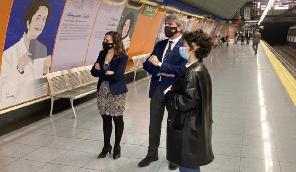 La estación Manuela Malasaña homenajea a 18 mujeres históricas