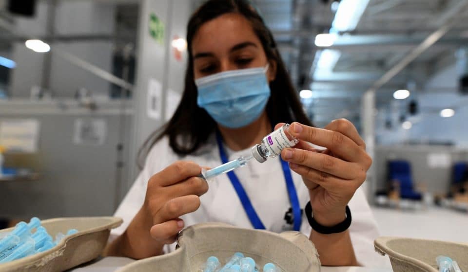 La Comunidad de Madrid quiere poner 150.000 vacunas durante Semana Santa