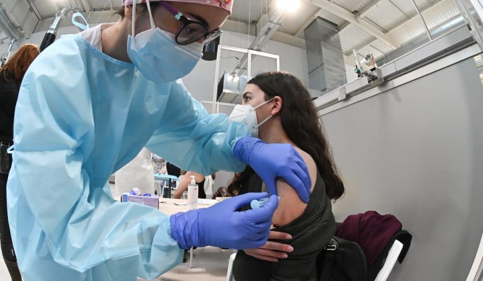 Madrid empezará a vacunar a personas de 40 años a mediados de junio