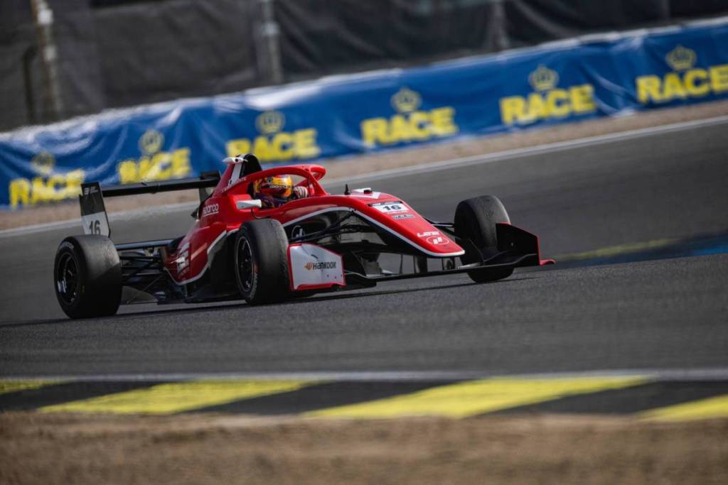 Formula 4