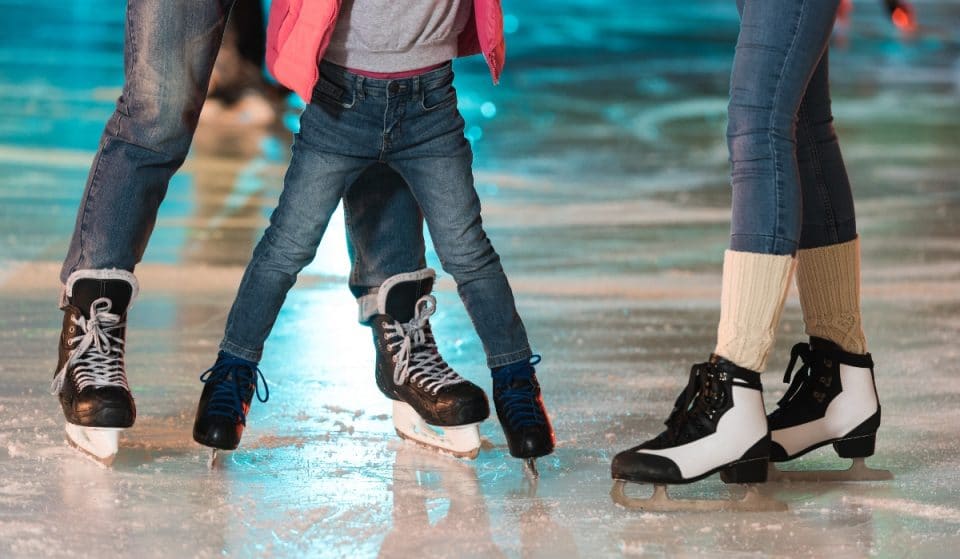 La plaza de Colón ya tiene una pista de patinaje sobre hielo de 800 m2